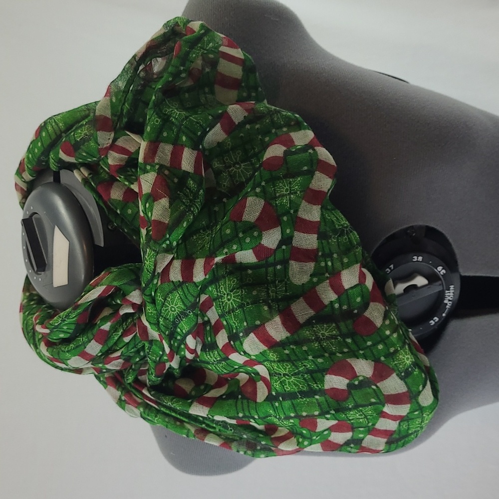 Lot of 9 infinity scarves including Halloween ๐ Christmas ๐ and more! - Picture 9 of 16